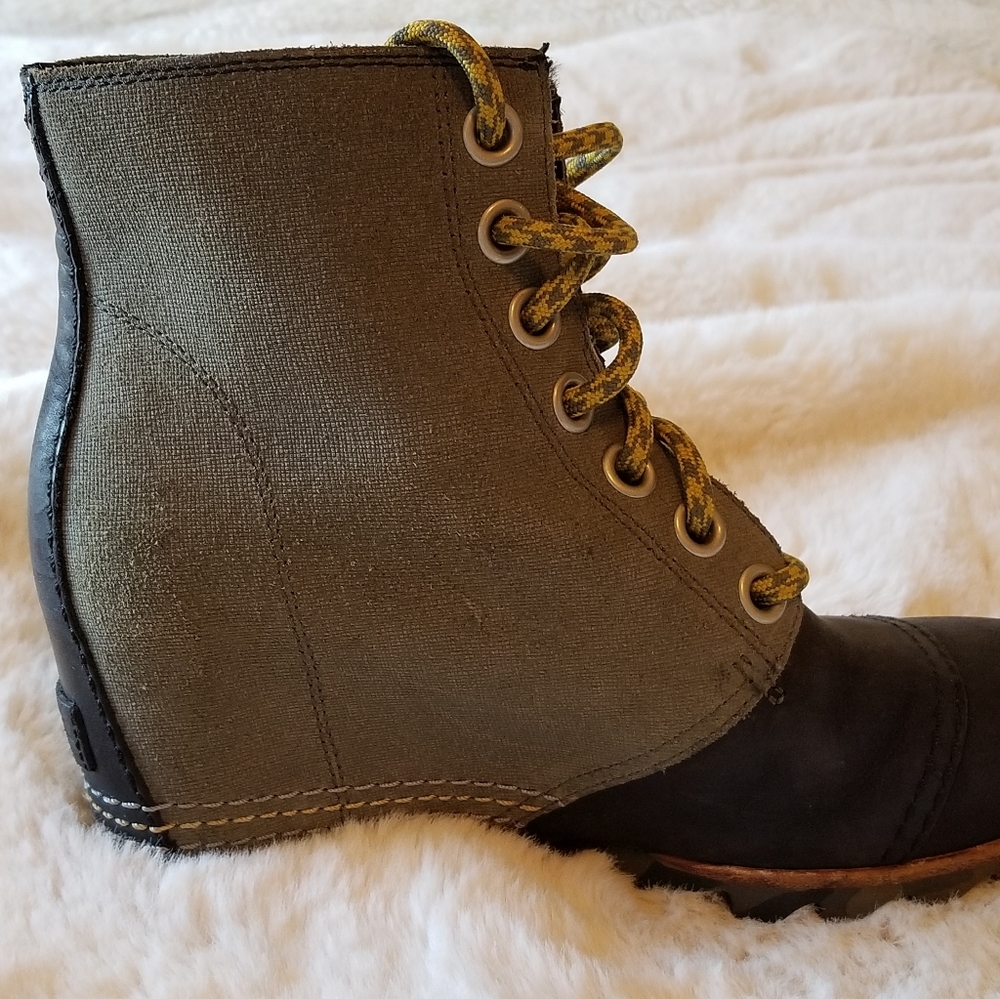 Sorel lace up wedge - Picture 14 of 16